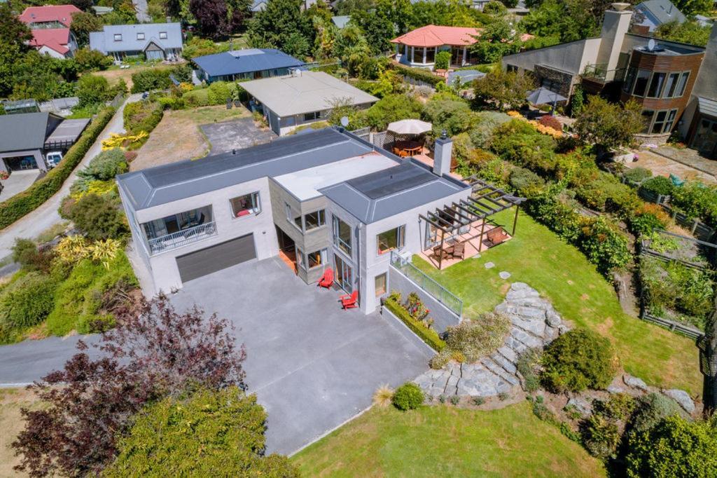 Sargood Splendour - Wanaka Holiday Home Dış mekan fotoğraf